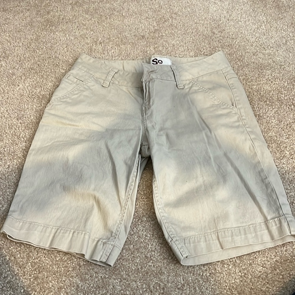 Junior Bermuda shorts size 5